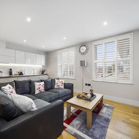 Flat 3 Bridge House Daire Staines-upon-Thames Dış mekan fotoğraf